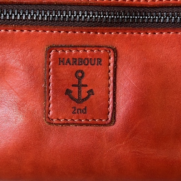 Harbour 2nd "Isidora" Wallet in a Beautiful Sparkling Lava Color - Picture 3 of 6